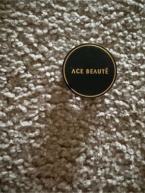 Ace Beauté Black and Gold Round Decorative Box